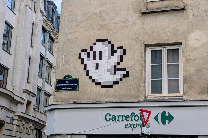 8-bit ghost